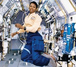 Mae Jemison space shuttle Endeavour